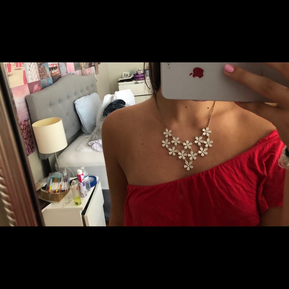 flower necklace